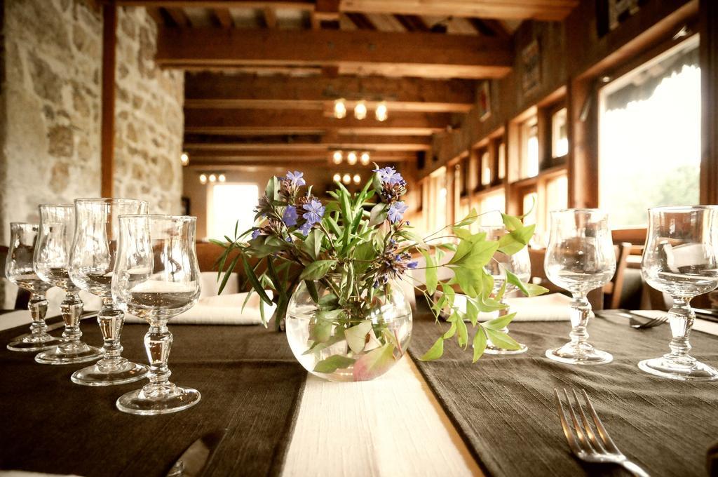 Le Jas Du Mas Hotel Saint-Antheme Bagian luar foto