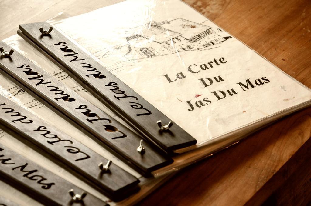 Le Jas Du Mas Hotel Saint-Antheme Bagian luar foto