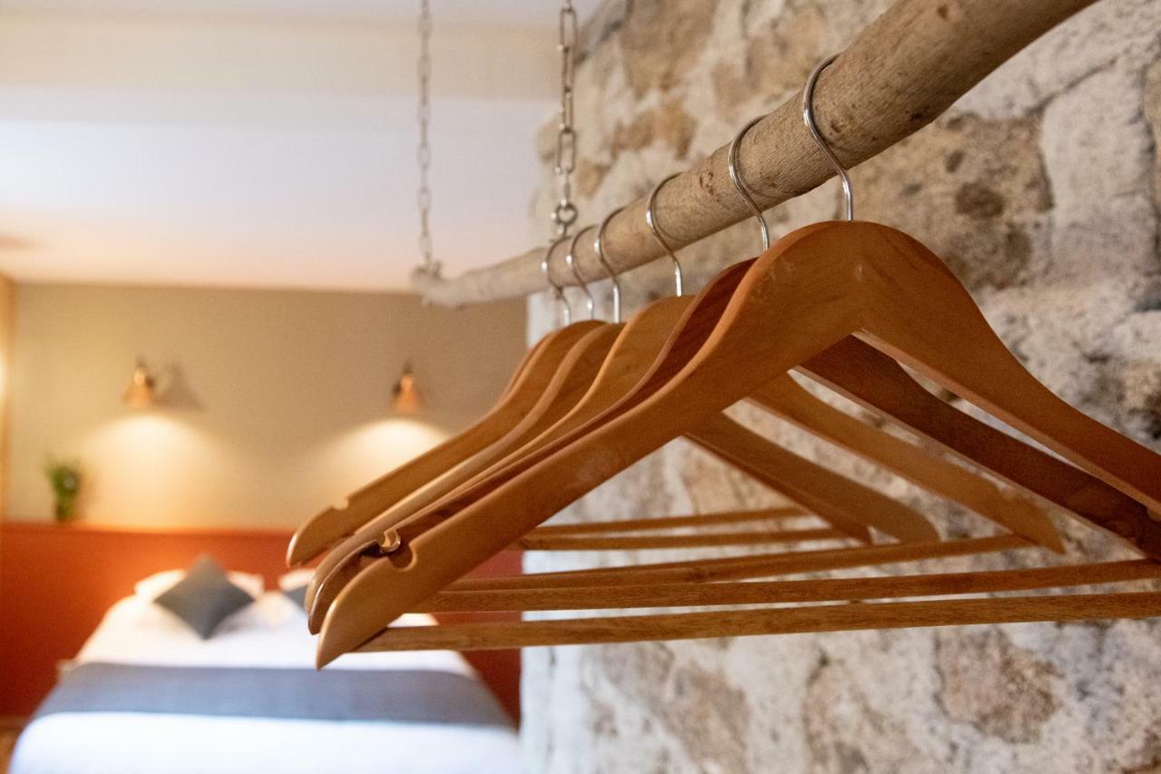 Le Jas Du Mas Hotel Saint-Antheme Bagian luar foto
